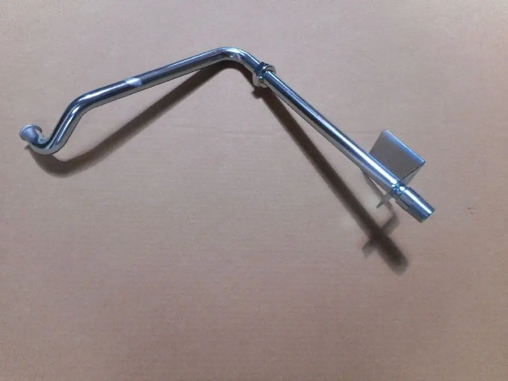 Gasanschlussrohr von Remeha, mit gebogenen und geraden Abschnitten, montierbar, aus Metall, zur Verbindung von Gasleitungen.